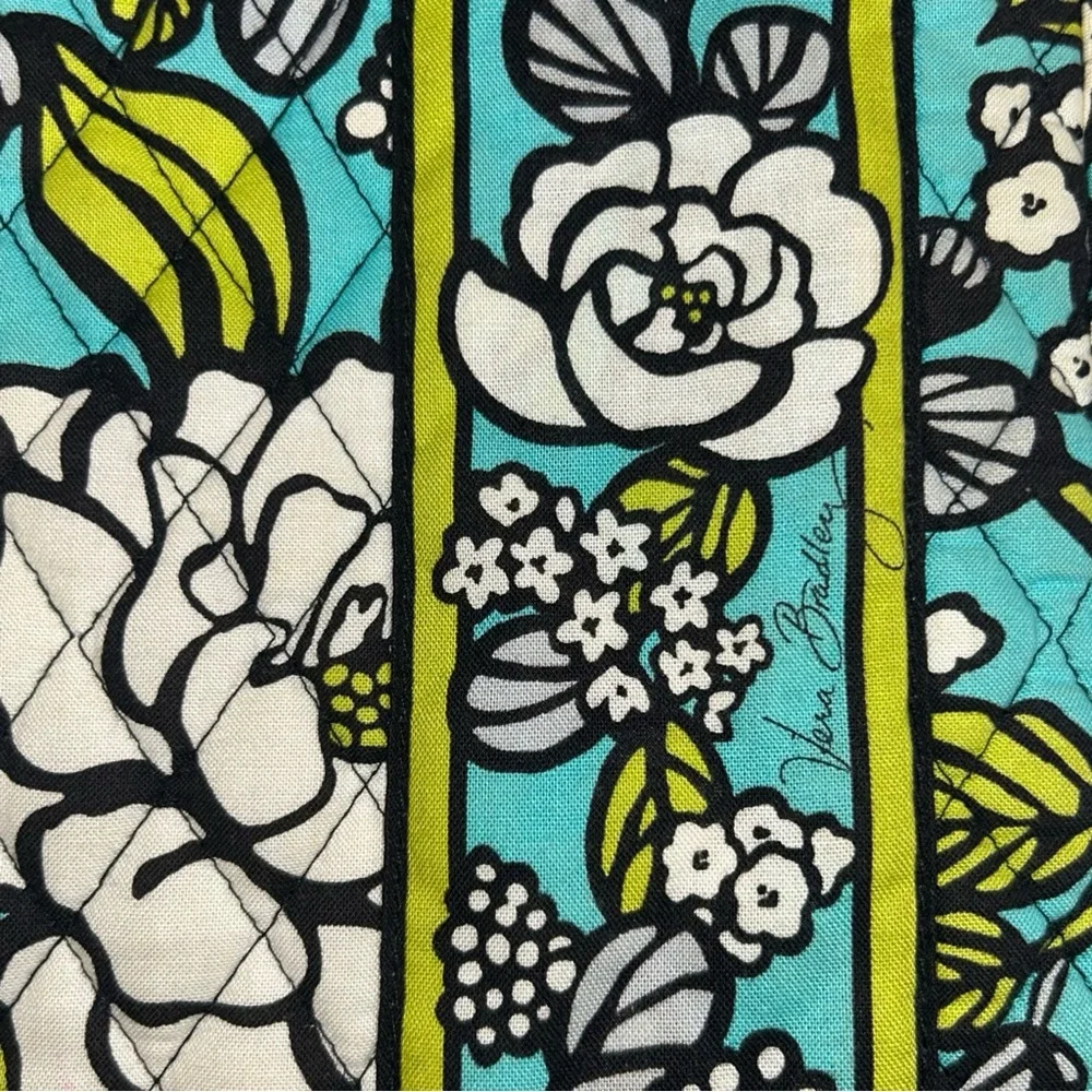 Vera Bradley‎ Floral Quilted Tablet Sleeve